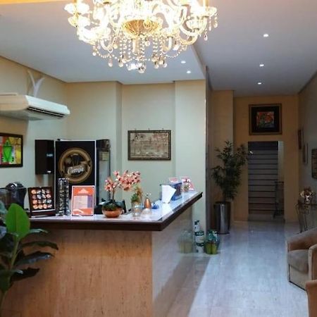 Hotel Sandis ซานตาเรม ภายนอก รูปภาพ