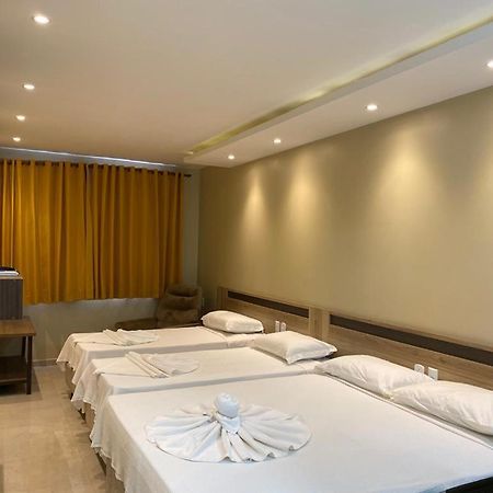 Hotel Sandis ซานตาเรม ภายนอก รูปภาพ