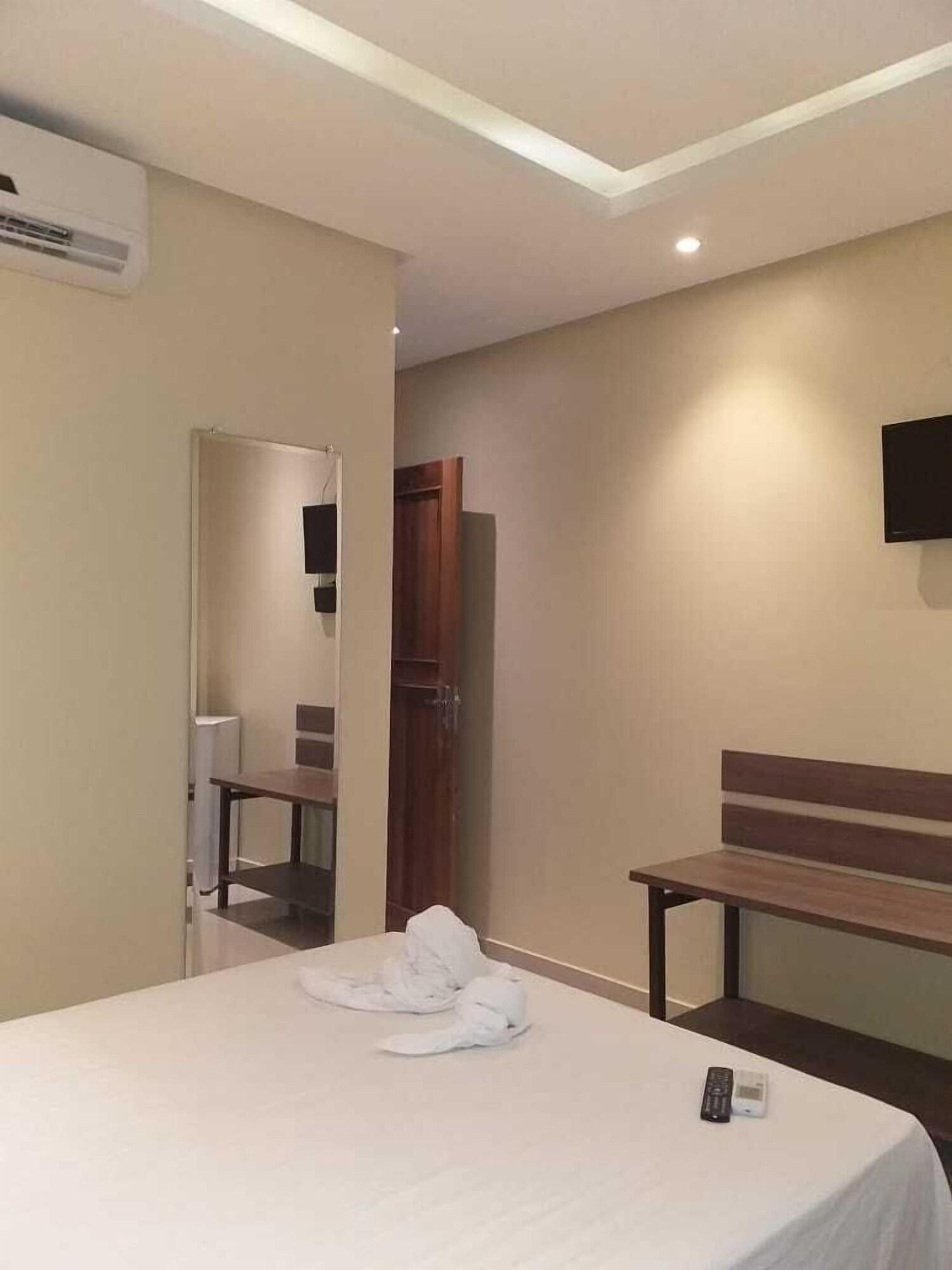 Hotel Sandis ซานตาเรม ภายนอก รูปภาพ