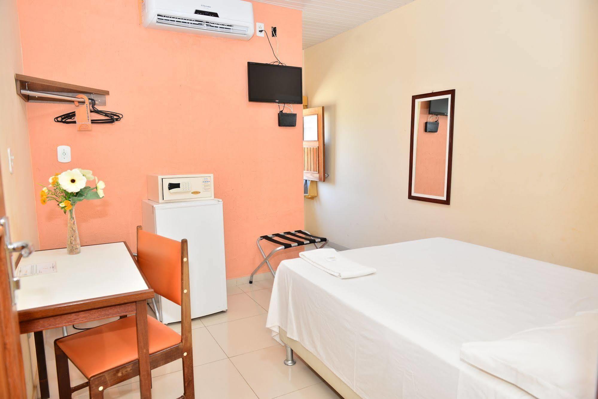 Hotel Sandis ซานตาเรม ภายนอก รูปภาพ