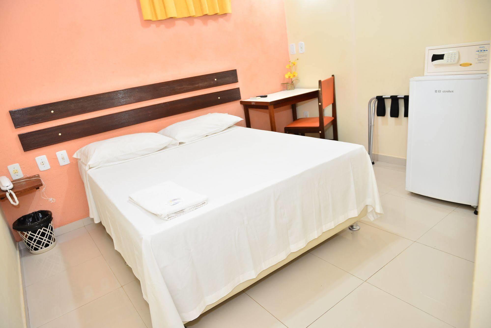 Hotel Sandis ซานตาเรม ภายนอก รูปภาพ